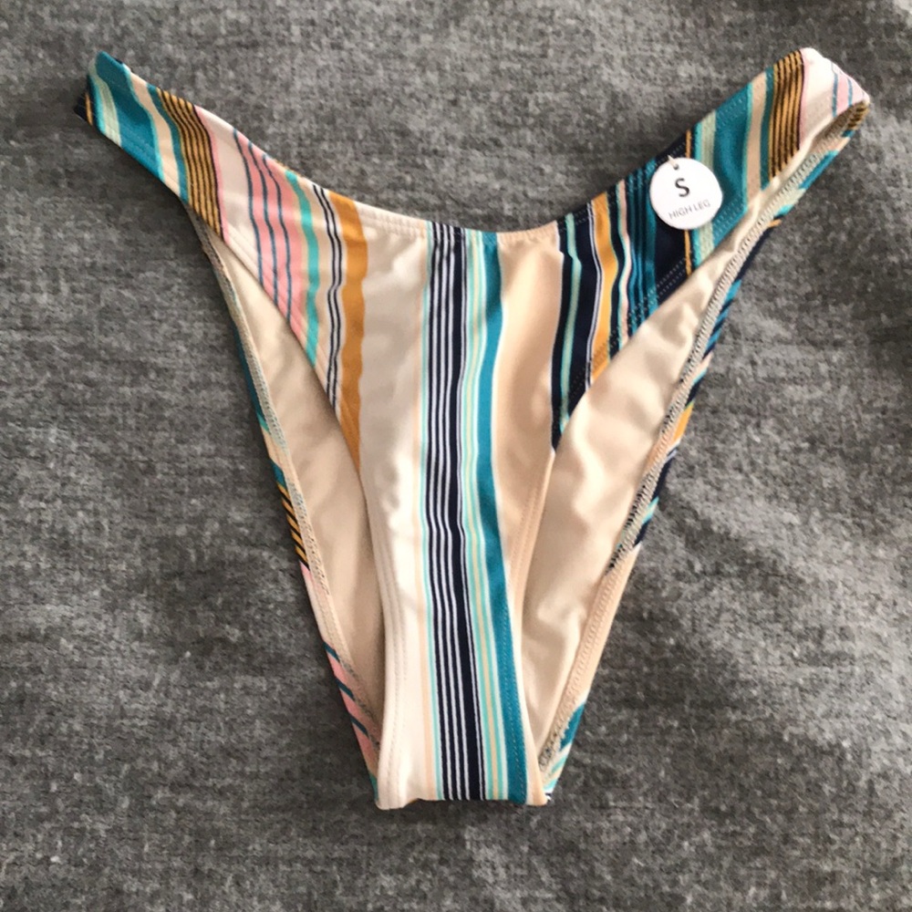 NWT HIGH LEG BIKINI BOTTOM